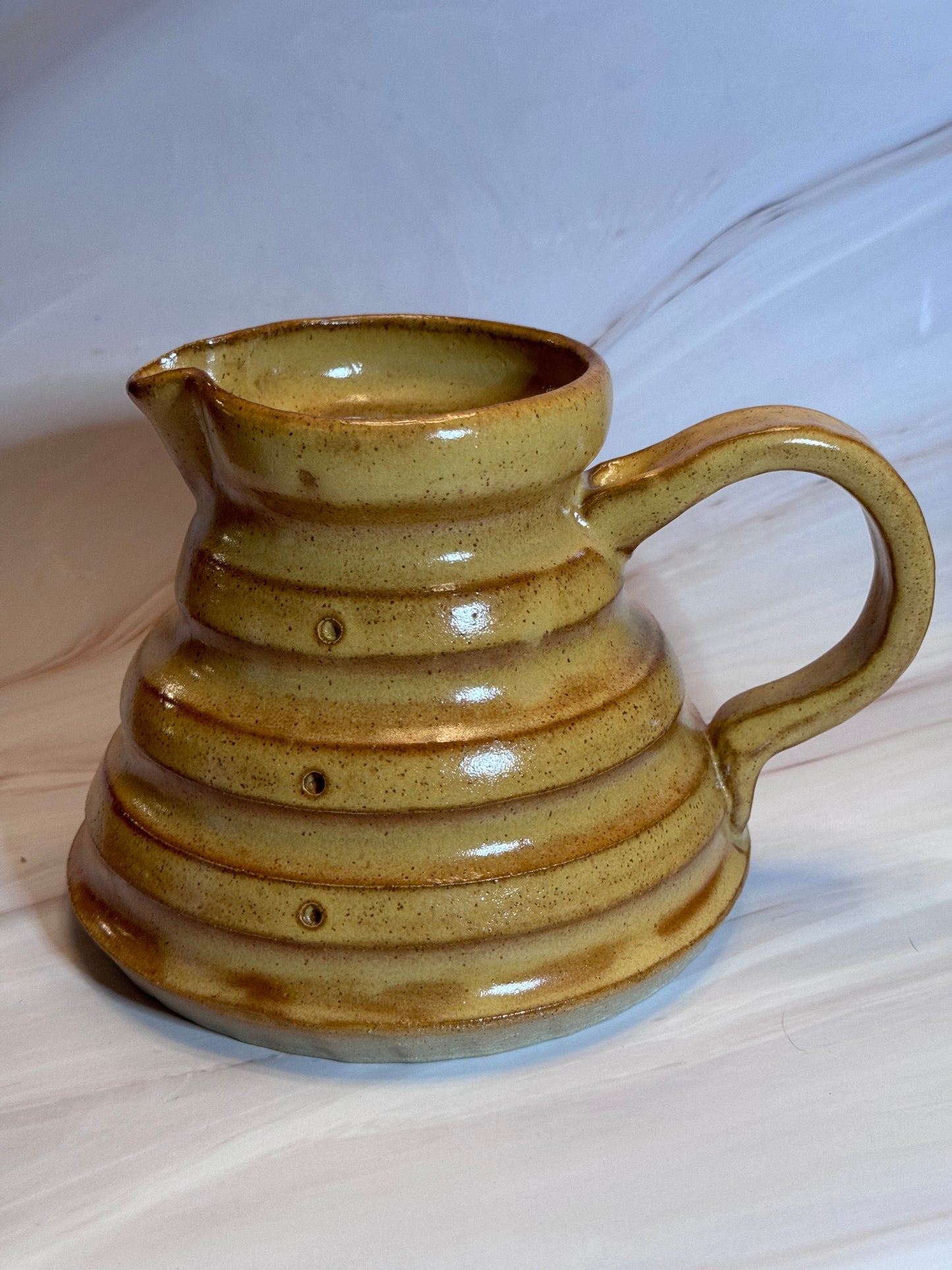 Beehive pitcher