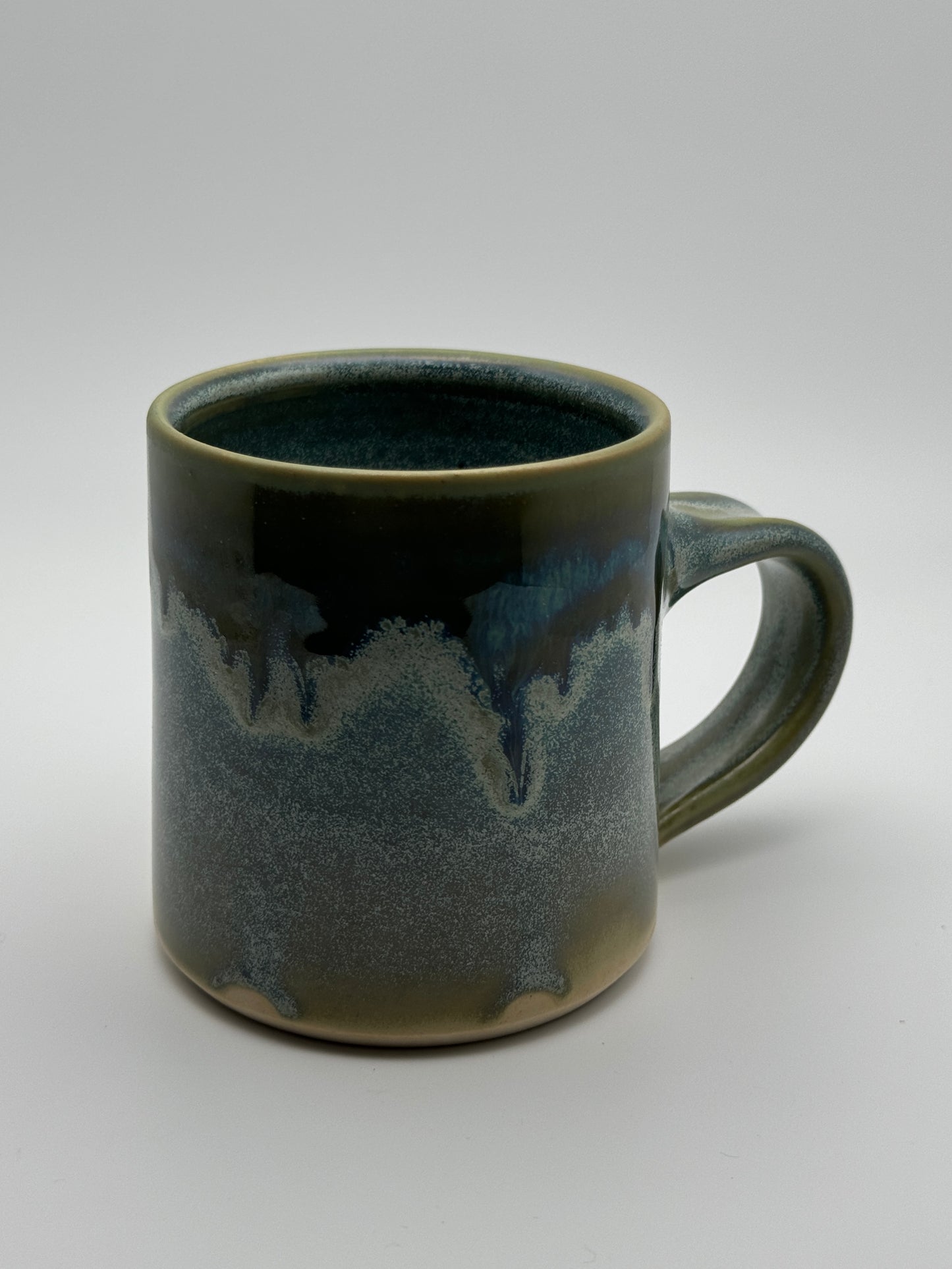 Straight-walled green mug