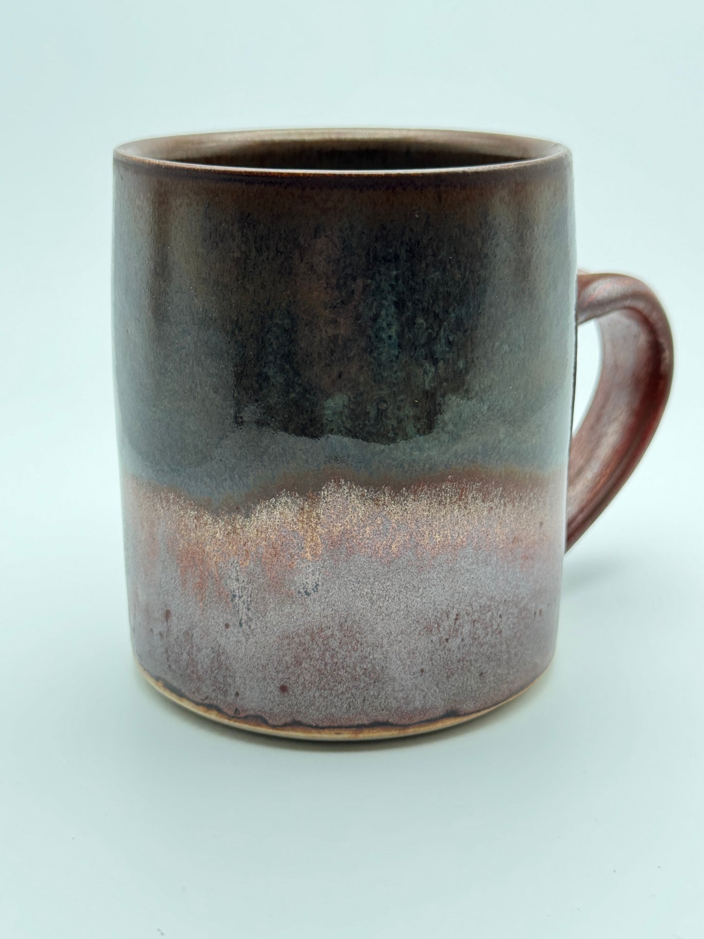 Large straight-walled mug