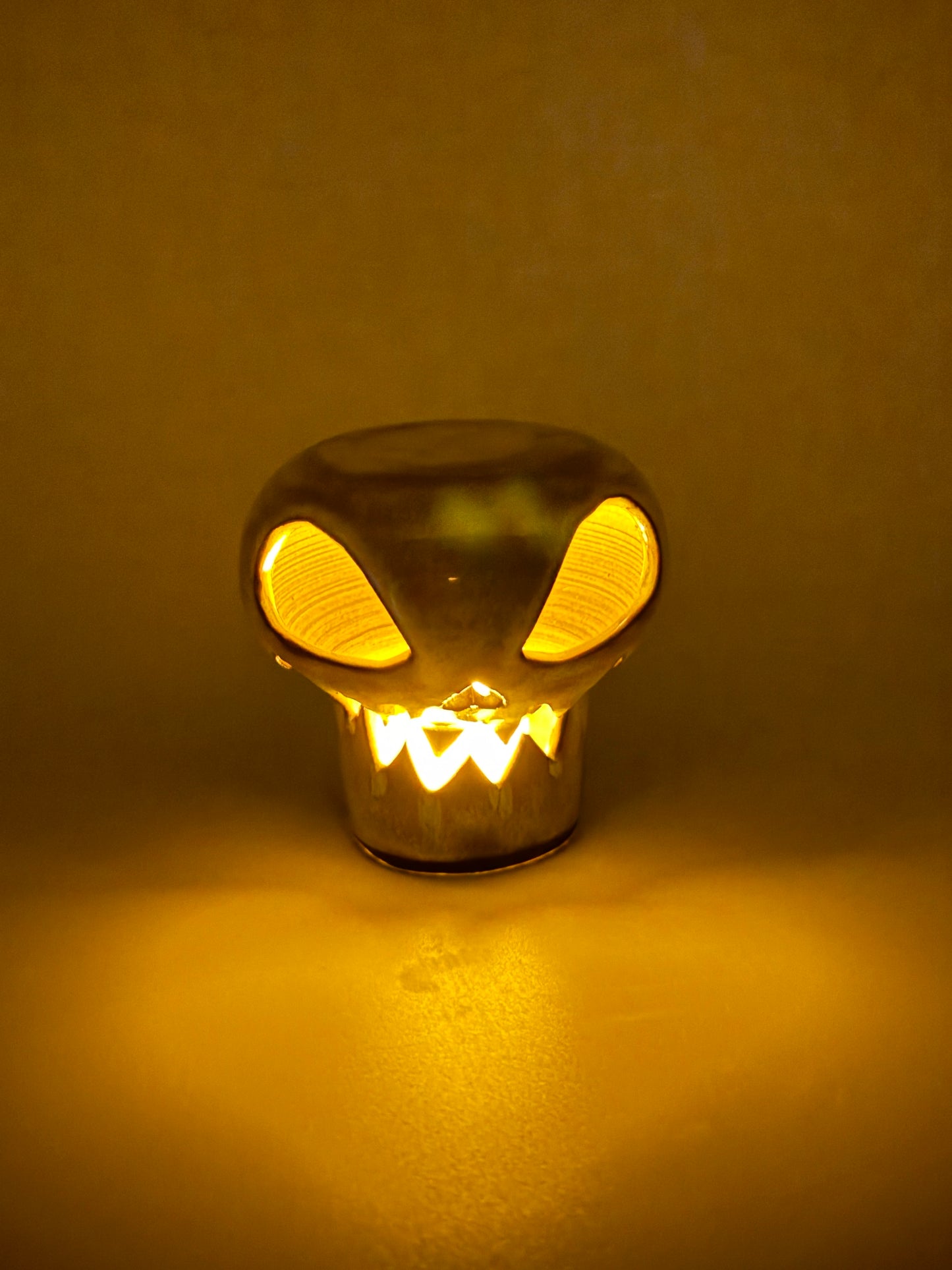 Skull luminary