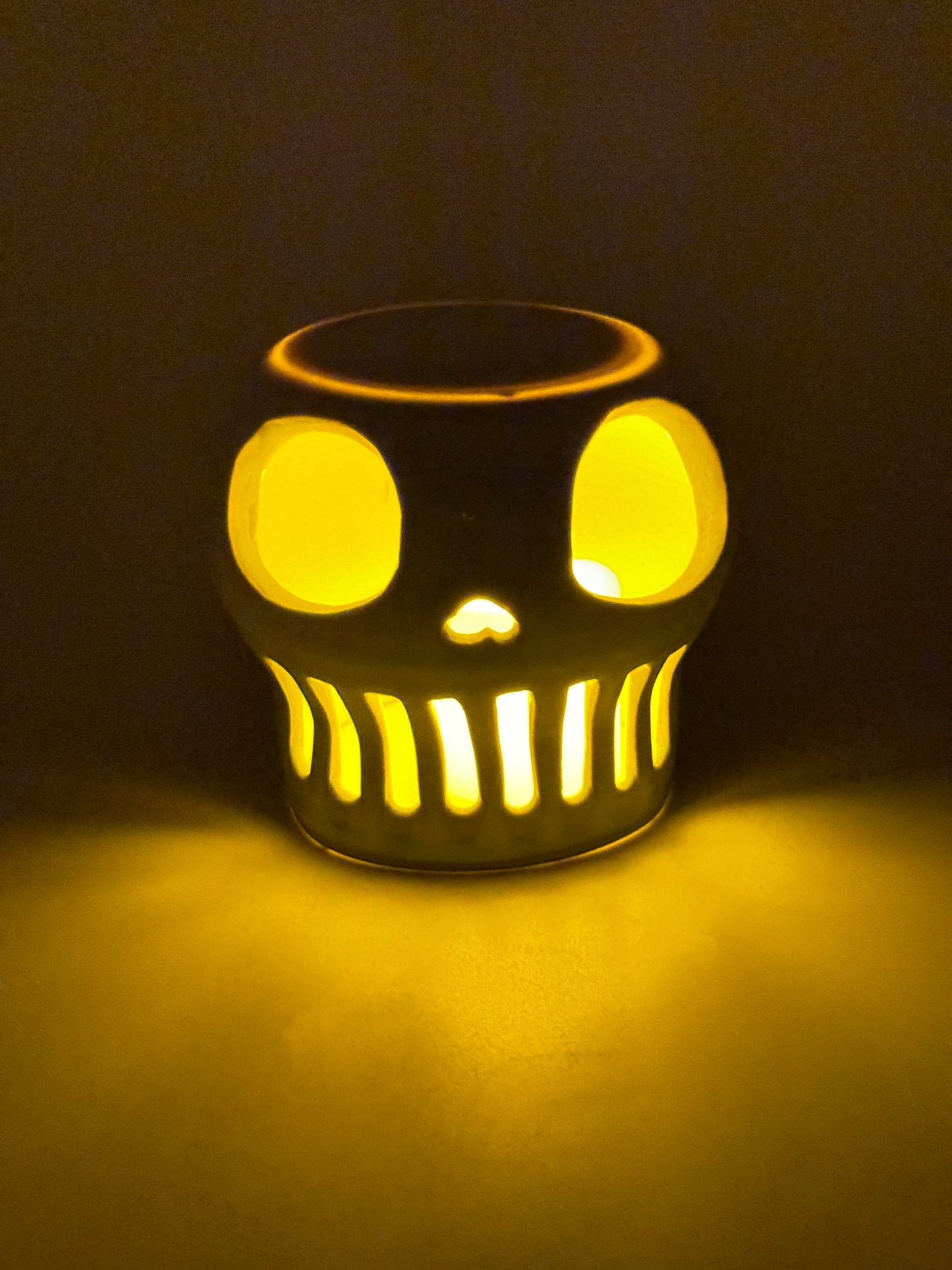 Skull luminary